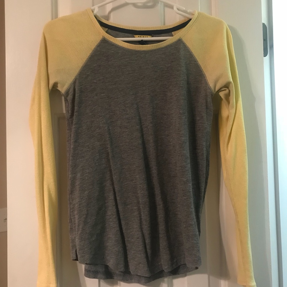 YELLOW AND GREY LONG SLEEVE TOP